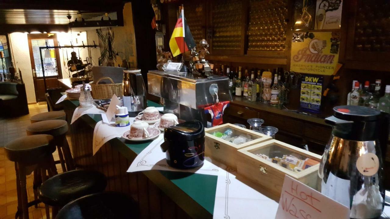 Black Bear Bikers Pub-Hotel Kempfeld Extérieur photo