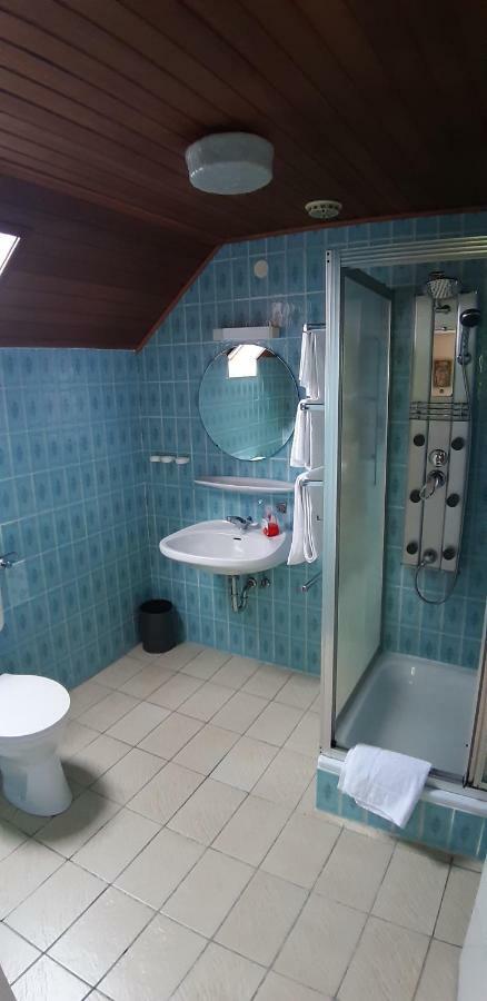 Black Bear Bikers Pub-Hotel Kempfeld Extérieur photo