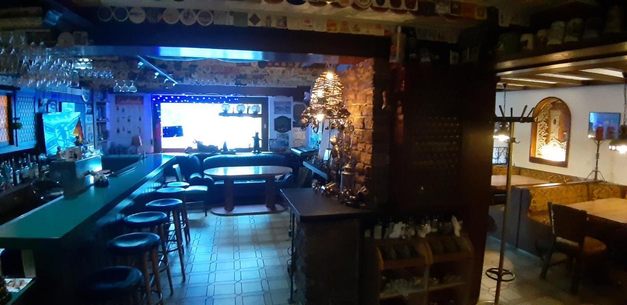 Black Bear Bikers Pub-Hotel Kempfeld Extérieur photo