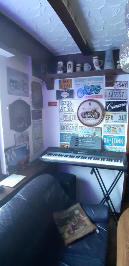 Black Bear Bikers Pub-Hotel Kempfeld Extérieur photo