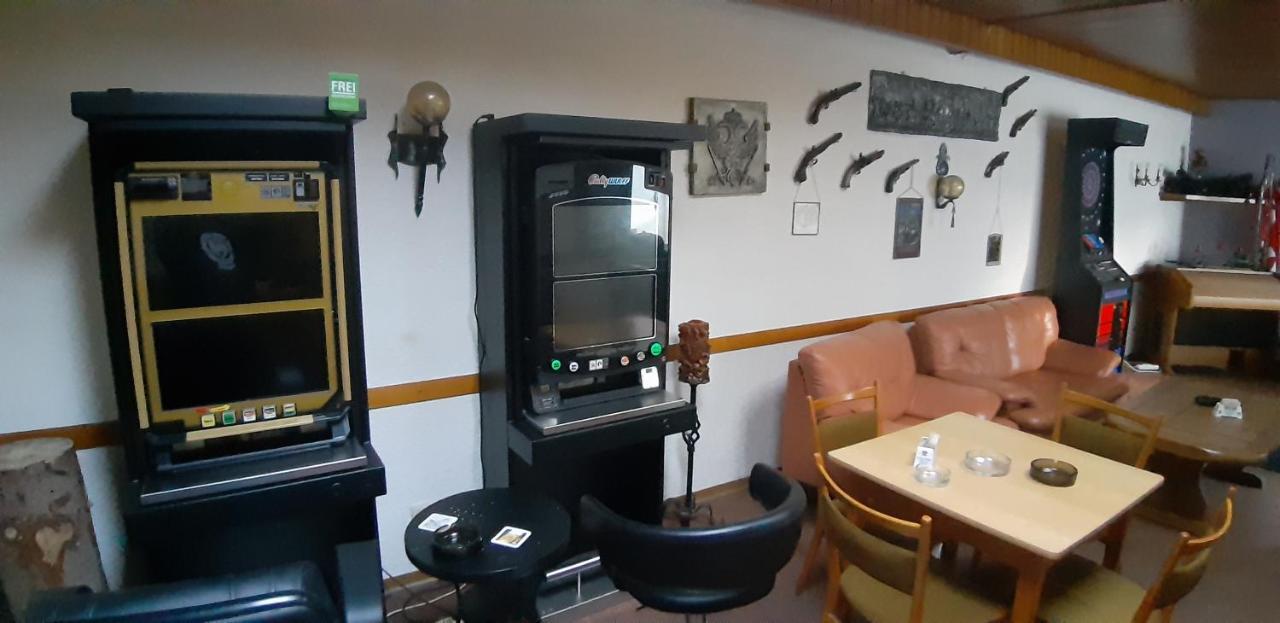 Black Bear Bikers Pub-Hotel Kempfeld Extérieur photo